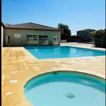 Maison Vacances Climatisee A 20 Minutes De La Mer Gallargues-le-Montueux Exterior photo